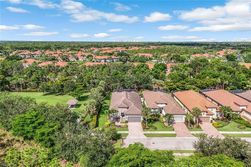 PEBBLE POINTE - Residential