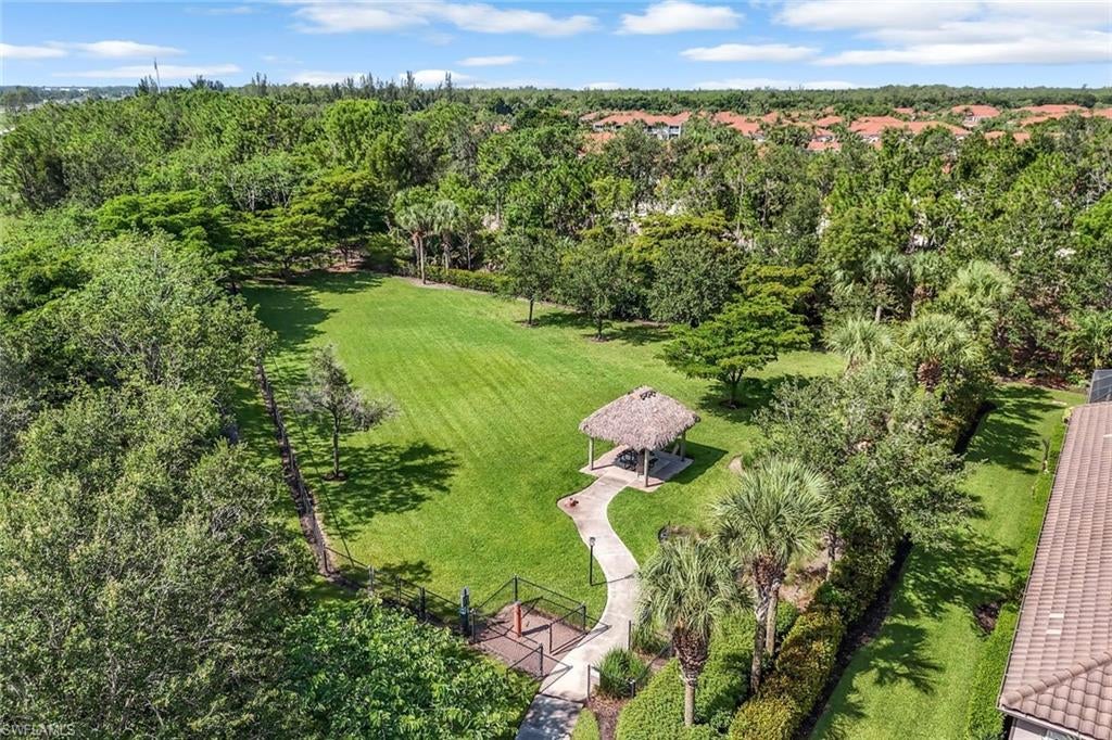 PEBBLE POINTE - Residential