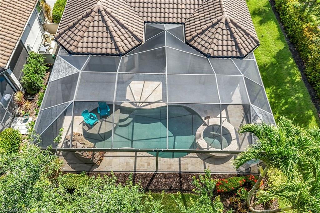 PEBBLE POINTE - Residential