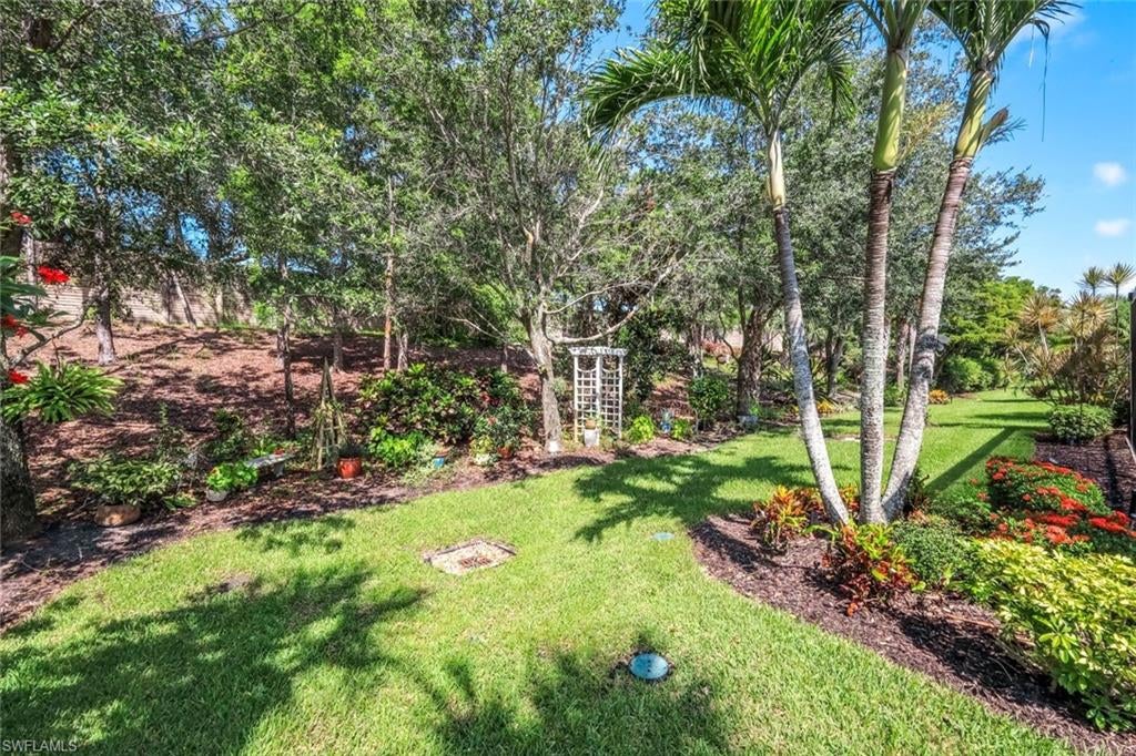 PEBBLE POINTE - Residential