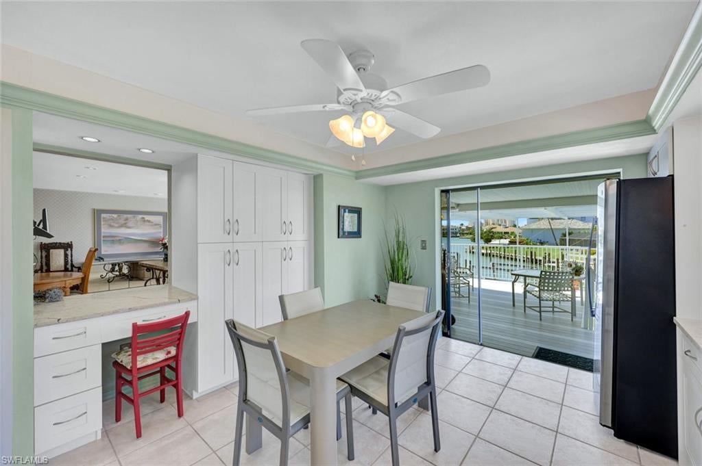 MARCO BEACH - Residential
