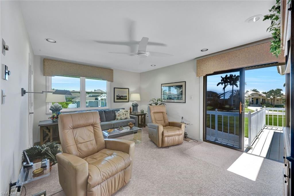 MARCO BEACH - Residential