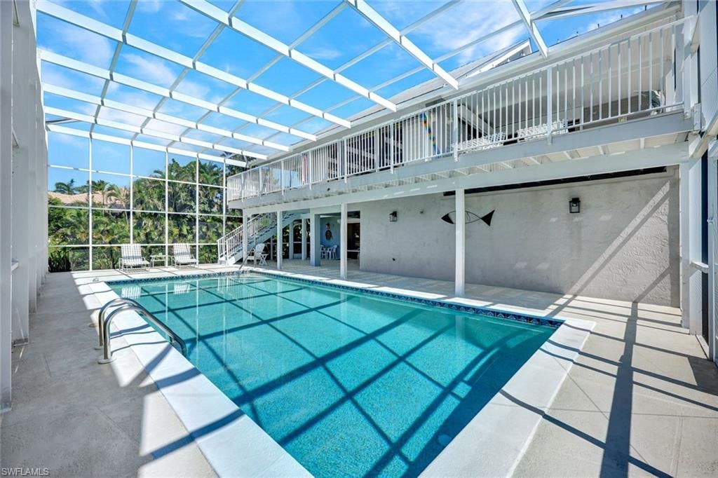 MARCO BEACH - Residential