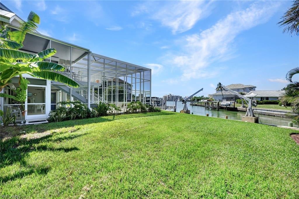MARCO BEACH - Residential