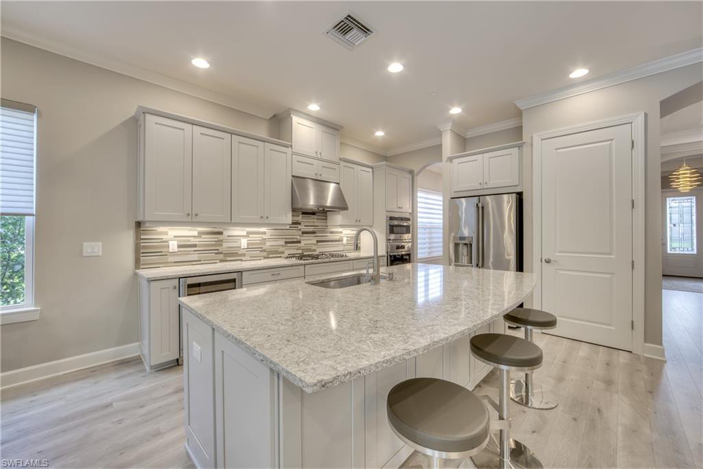 PEBBLE POINTE - Residential