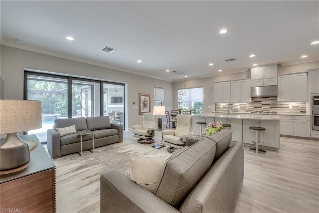 PEBBLE POINTE - Residential