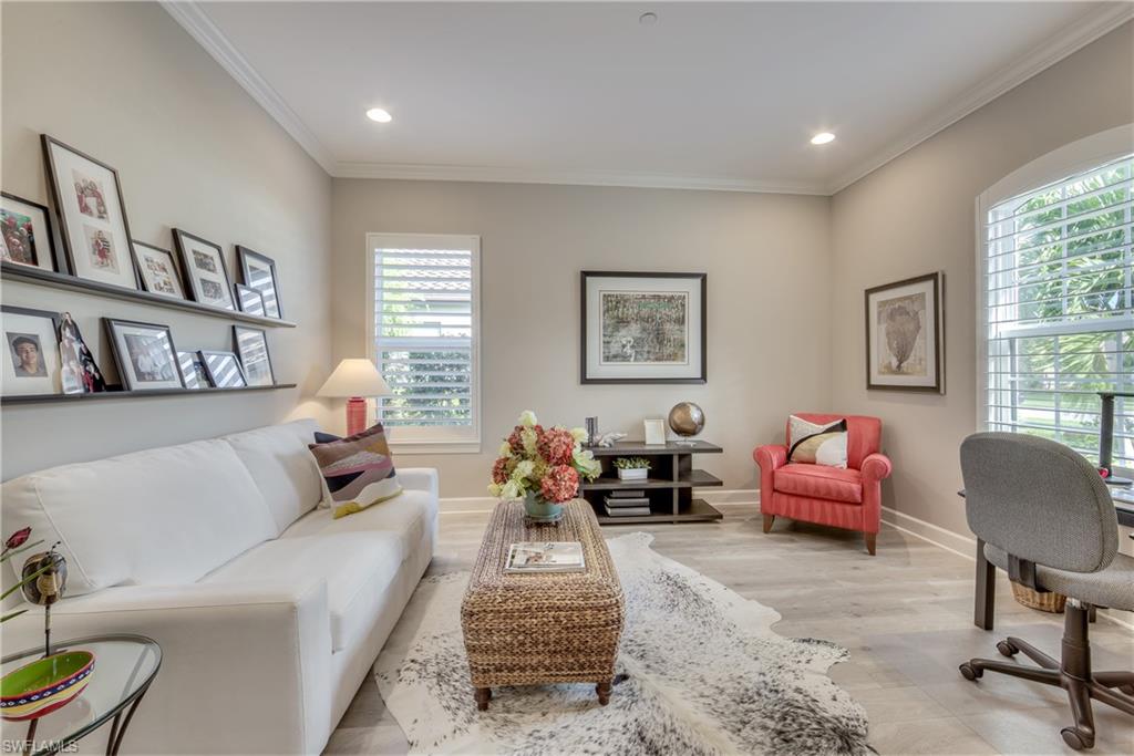 PEBBLE POINTE - Residential