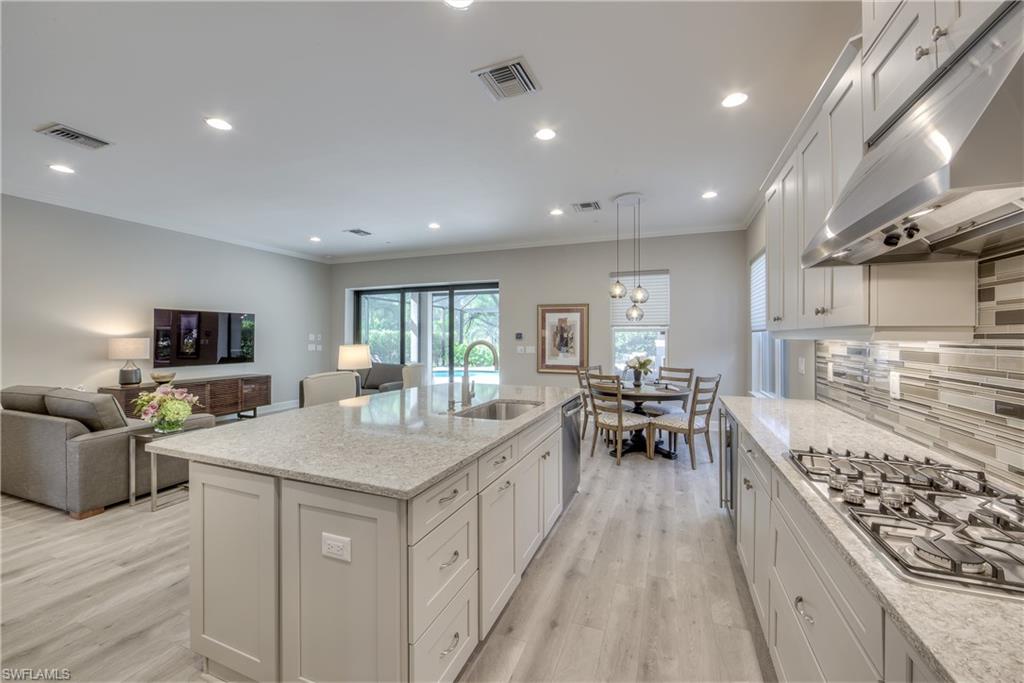PEBBLE POINTE - Residential
