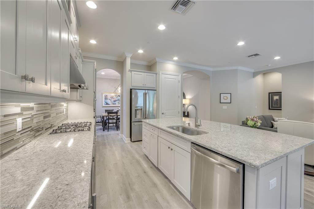 PEBBLE POINTE - Residential