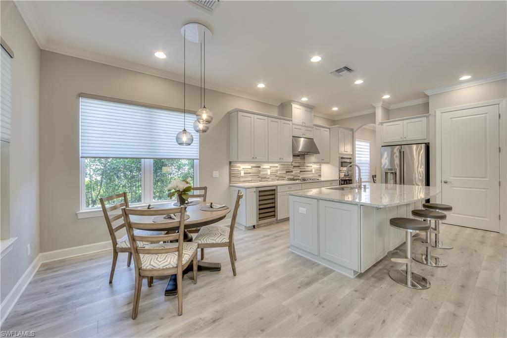 PEBBLE POINTE - Residential