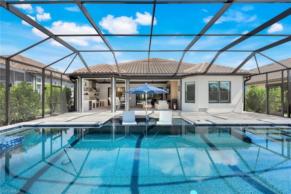 ESPLANADE - Residential