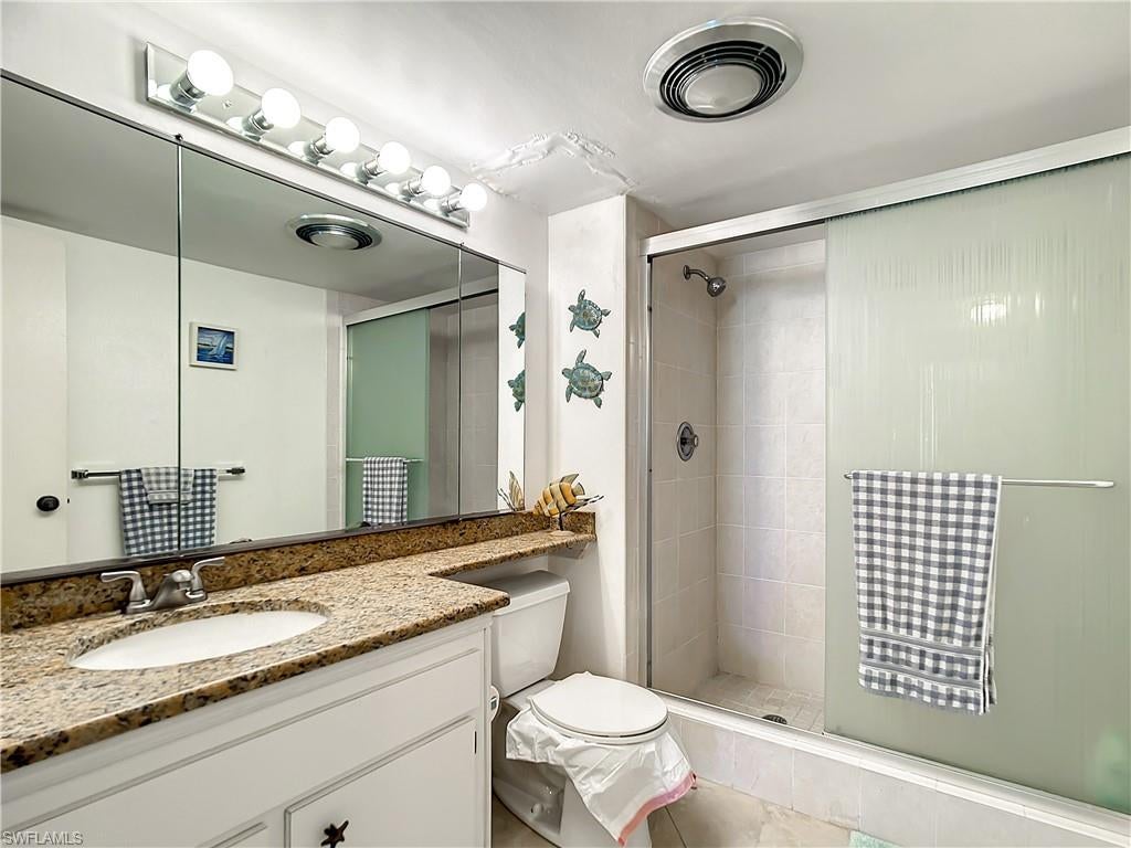 CRECIENTE CONDO EAST - Residential