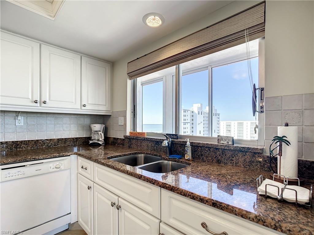 CRECIENTE CONDO EAST - Residential