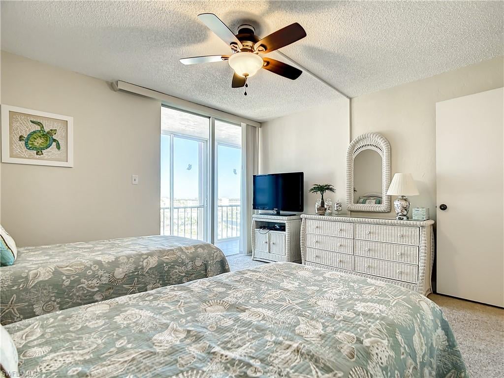 CRECIENTE CONDO EAST - Residential