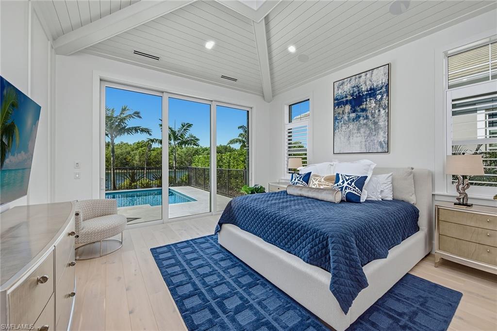 OYSTER HARBOR - Residential