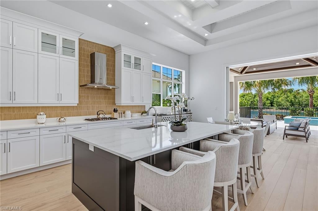 OYSTER HARBOR - Residential