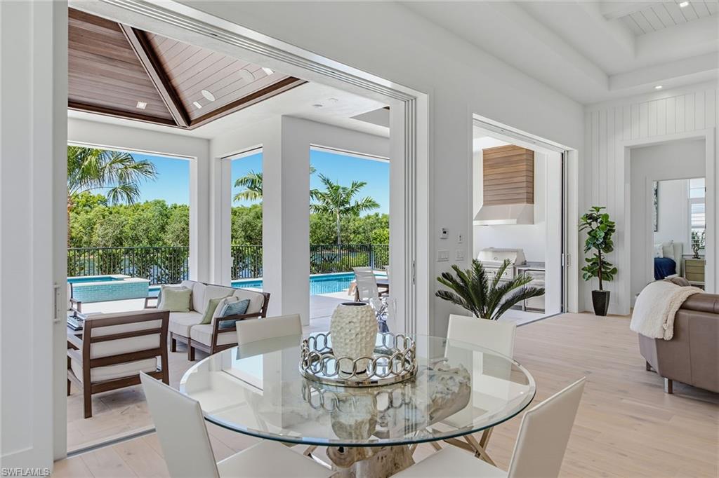 OYSTER HARBOR - Residential