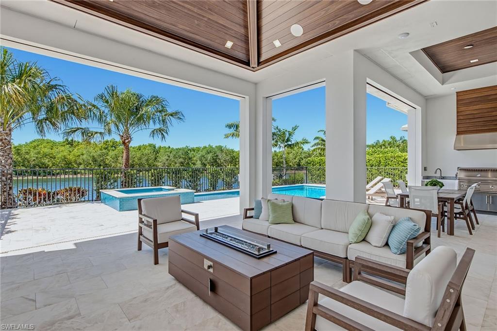 OYSTER HARBOR - Residential