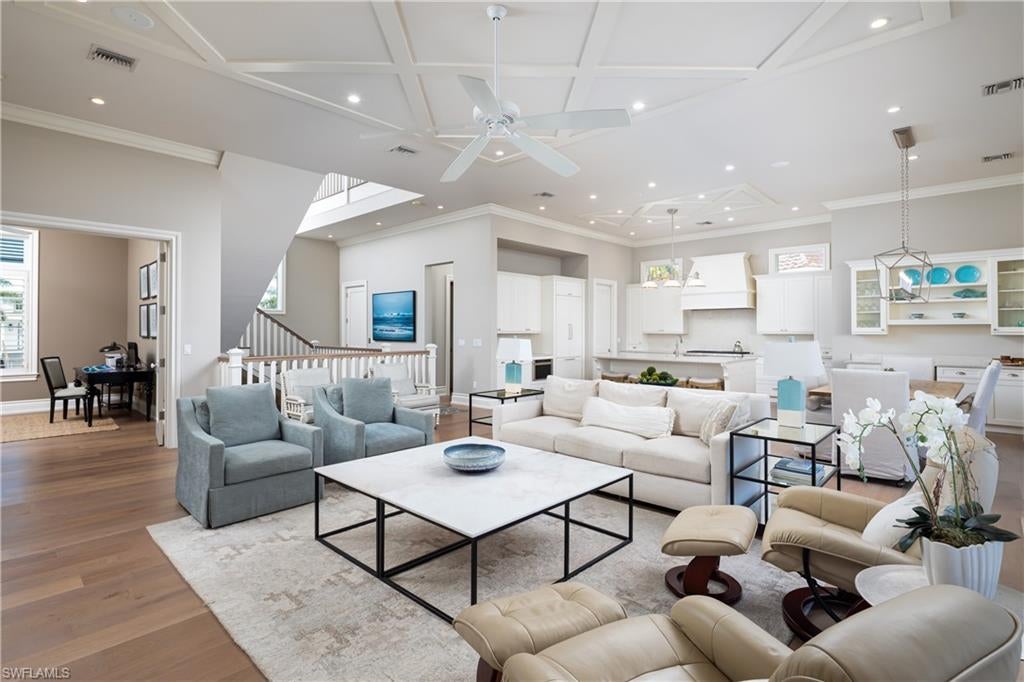 CAROLANDS - Residential