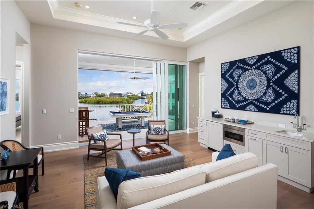CAROLANDS - Residential
