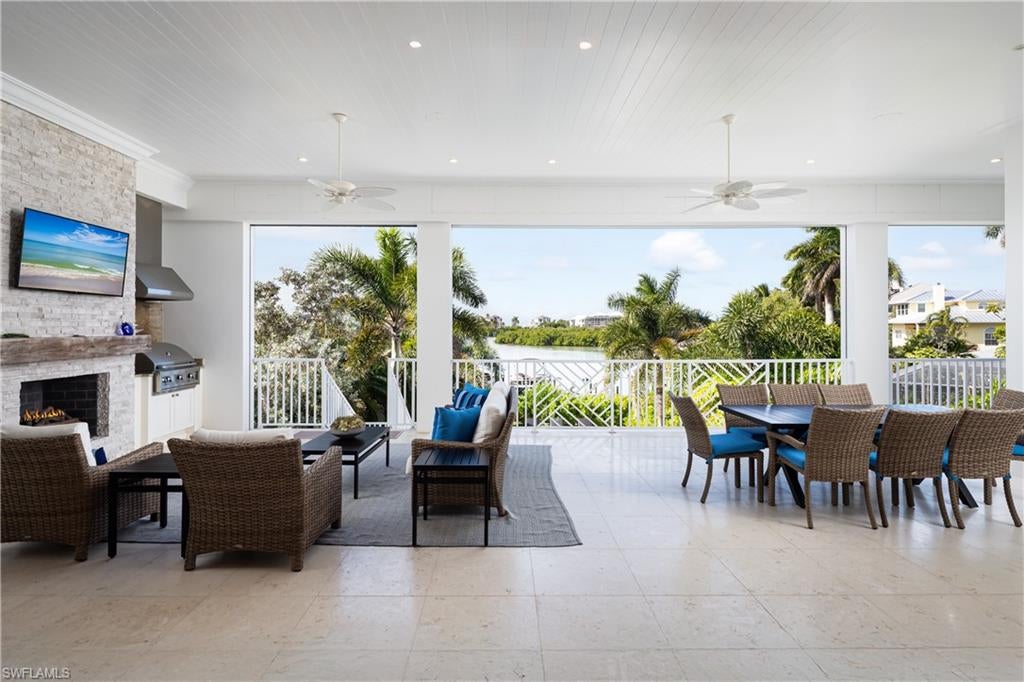 CAROLANDS - Residential