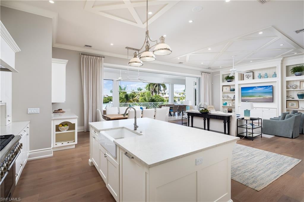 CAROLANDS - Residential