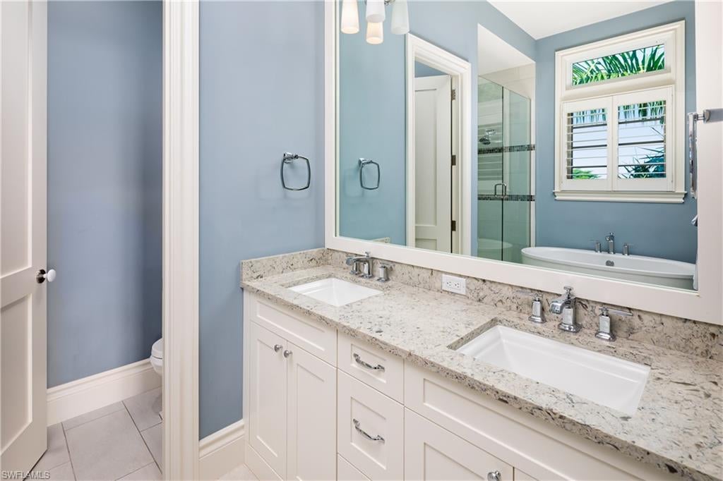 CAROLANDS - Residential