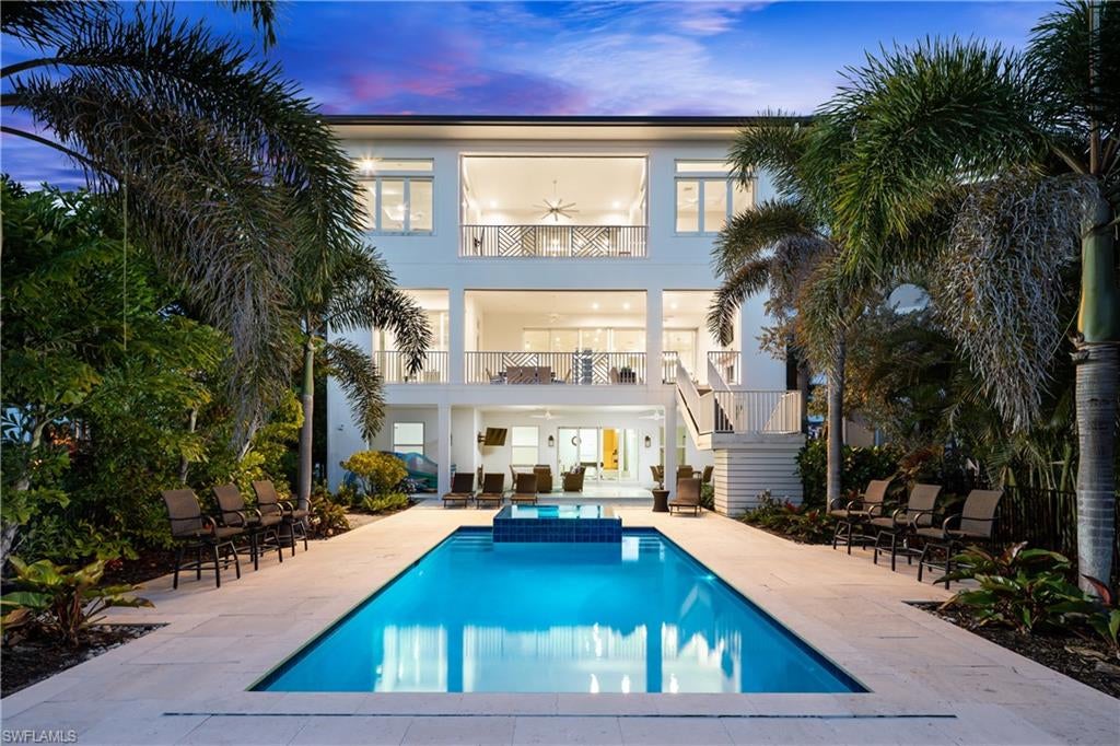 CAROLANDS - Residential