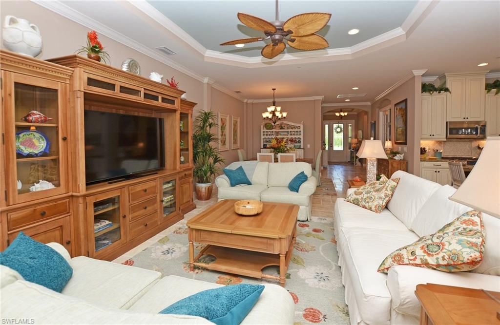 PEBBLE POINTE - Residential