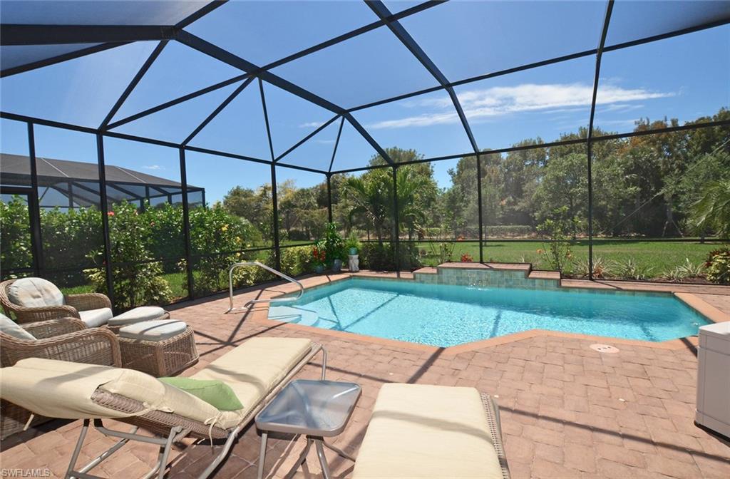 PEBBLE POINTE - Residential