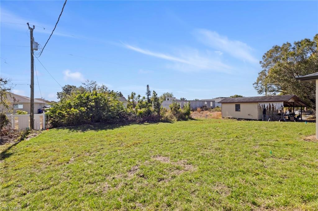 LEHIGH ACRES - Residential