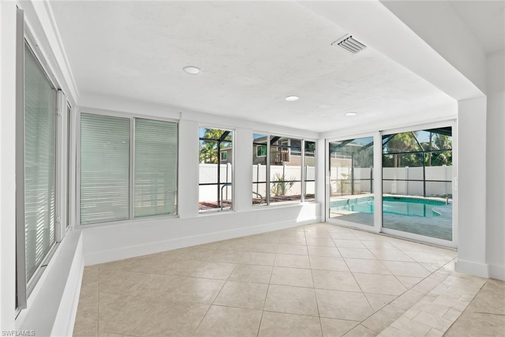 LEILANI - Residential