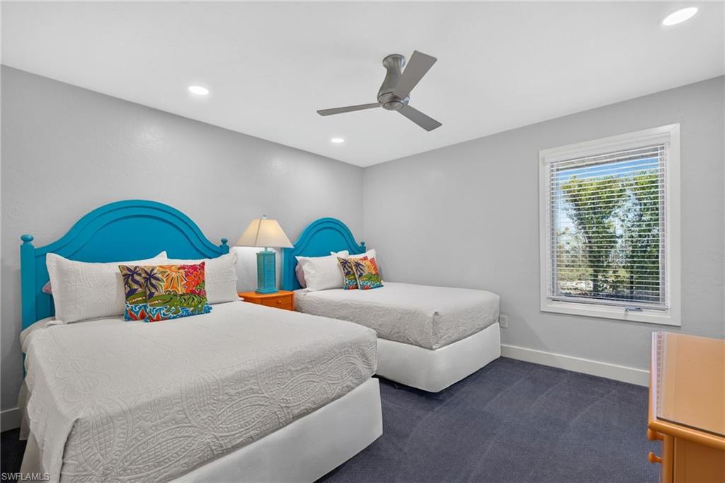 BEACH HOMES - Residential