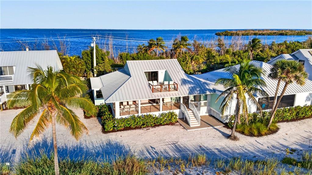 BEACH HOMES - Residential