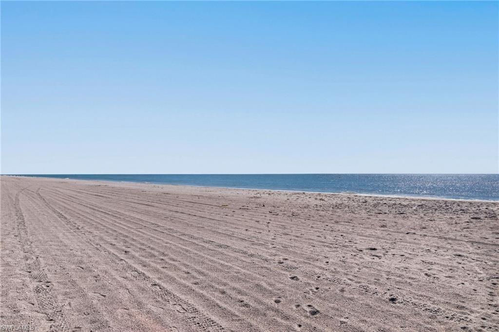 BEACH HOMES - Residential