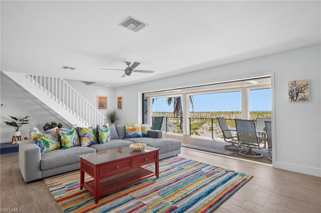 BEACH HOMES - Residential
