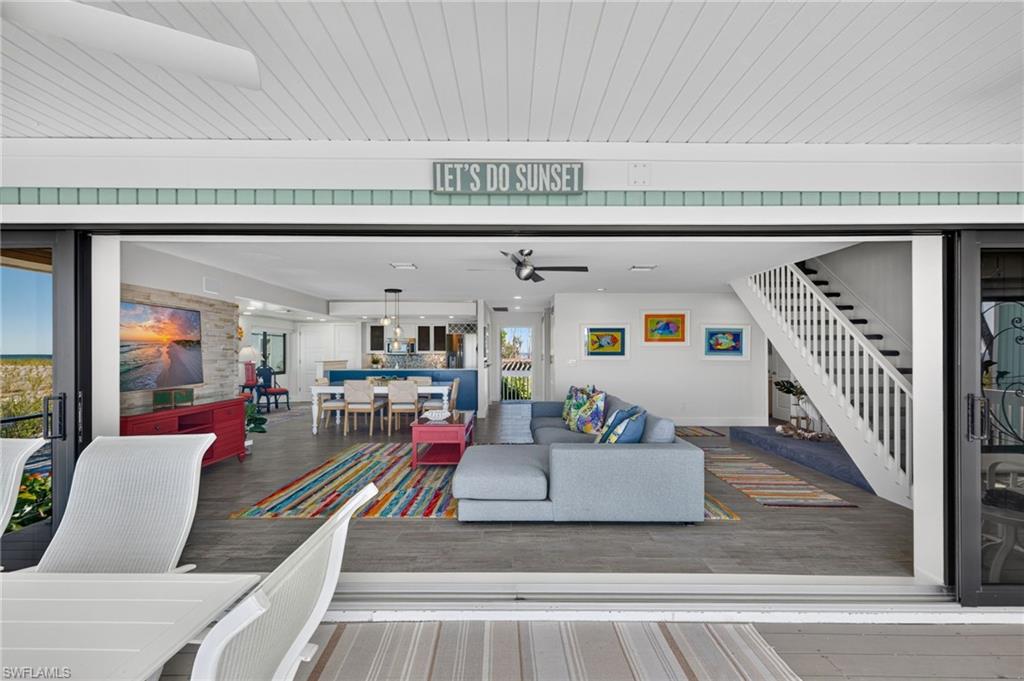 BEACH HOMES - Residential