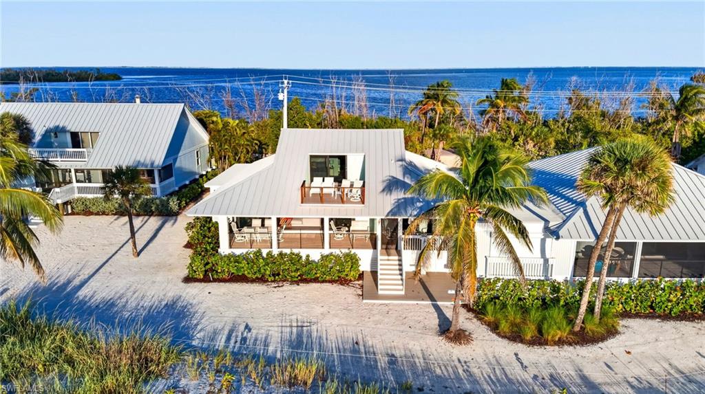 BEACH HOMES - Residential