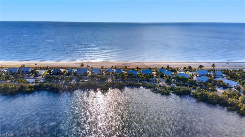 BEACH HOMES - Residential