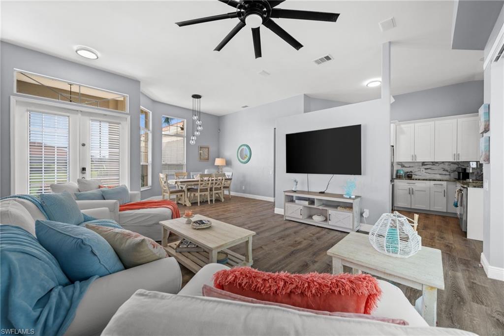 CAPE CORAL - Residential Lease