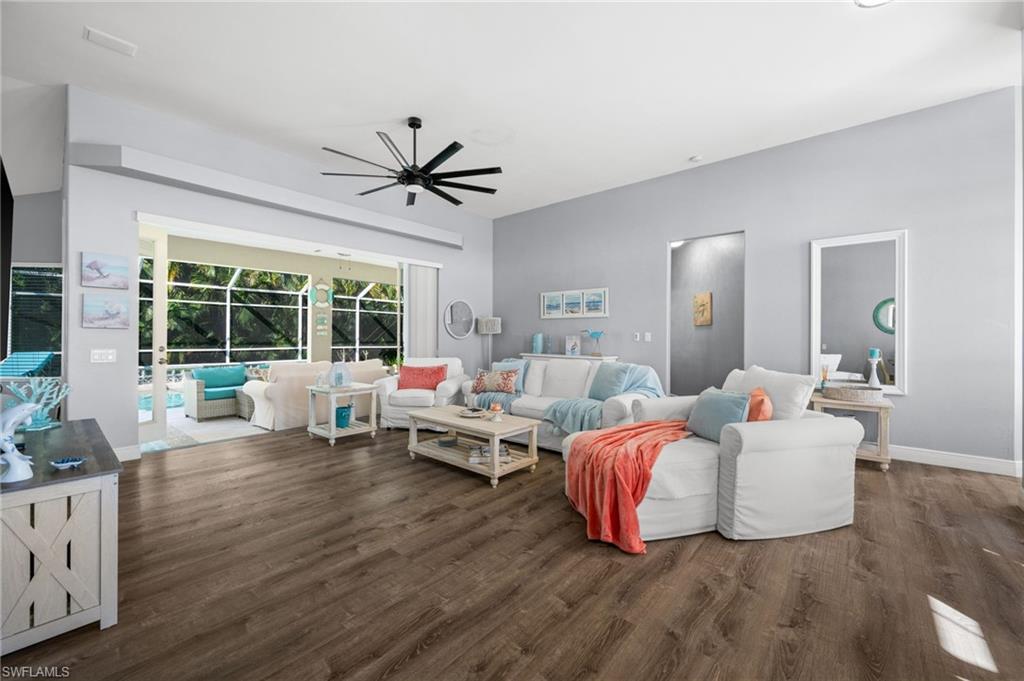 CAPE CORAL - Residential Lease