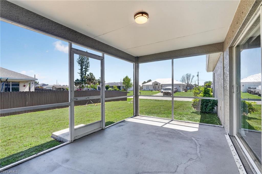 CAPE CORAL - Residential