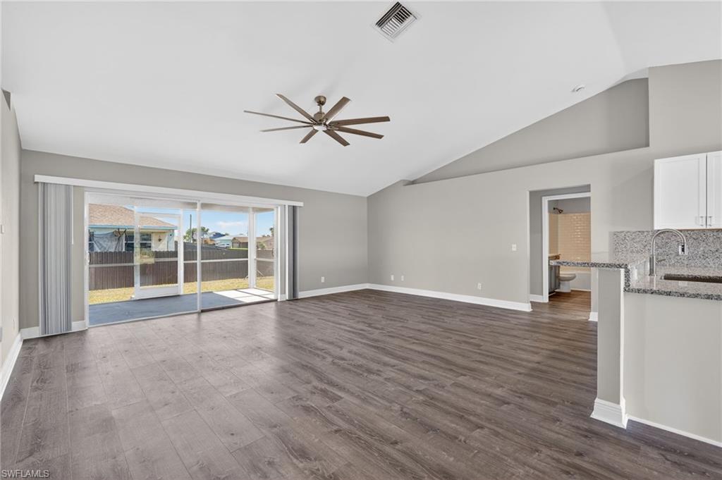 CAPE CORAL - Residential