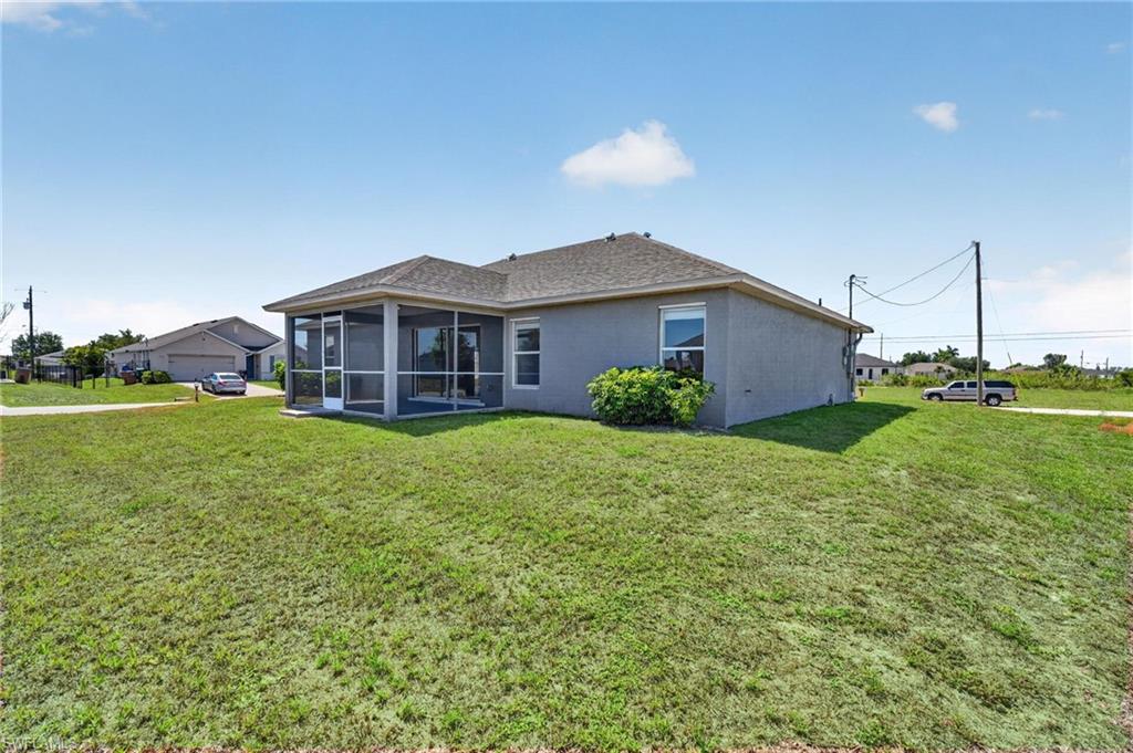 CAPE CORAL - Residential