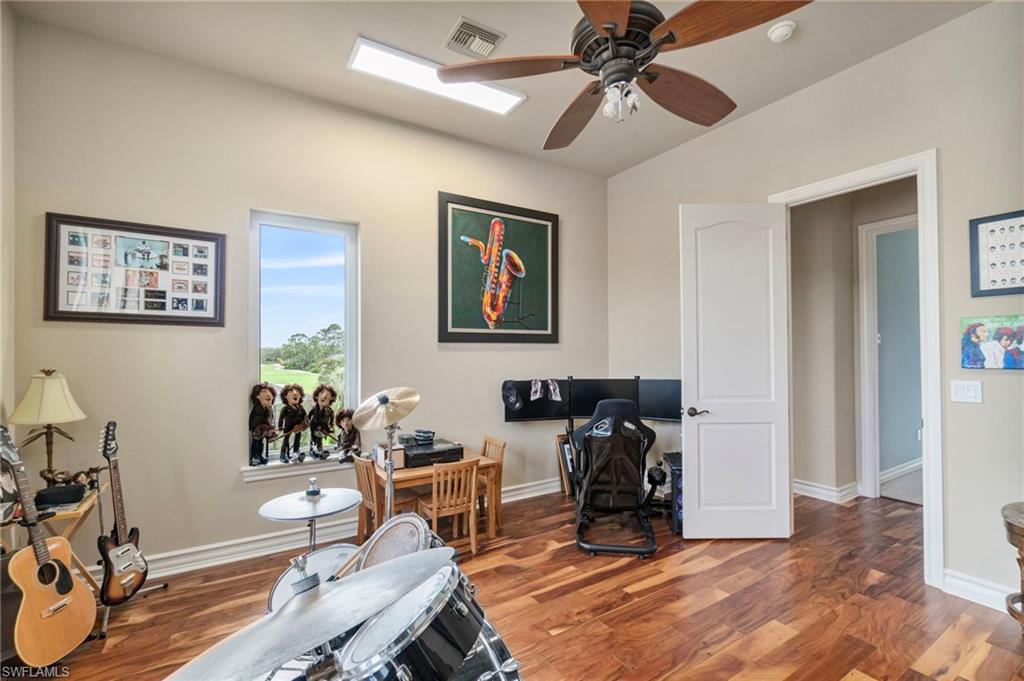 MOSSY GLEN - Residential