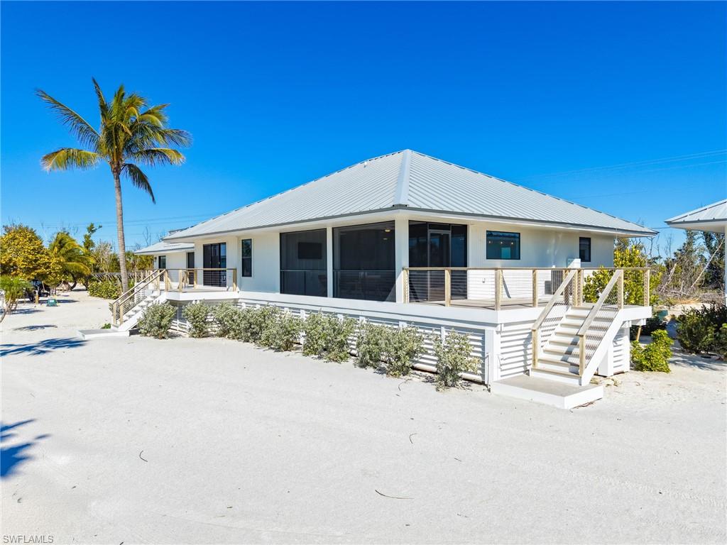 BEACH HOMES - Residential