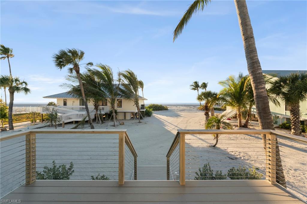 BEACH HOMES - Residential