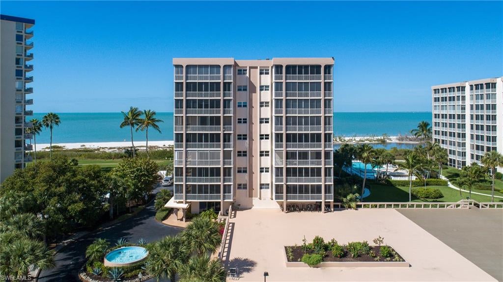 CRECIENTE CONDO SOUTH - Residential