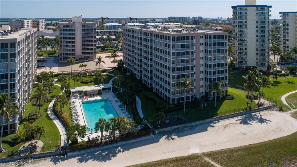 CRECIENTE CONDO SOUTH - Residential