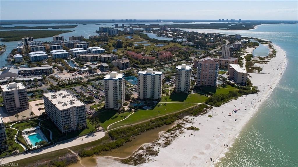 CRECIENTE CONDO SOUTH - Residential